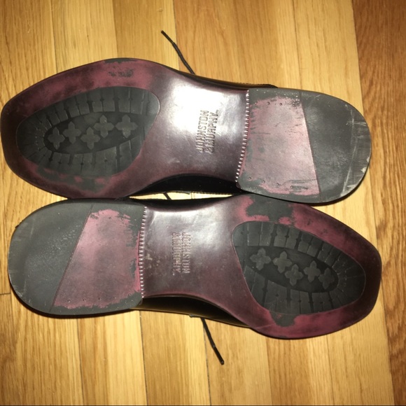 Johnston and Murphy black dress shoe - Picture 2 of 5